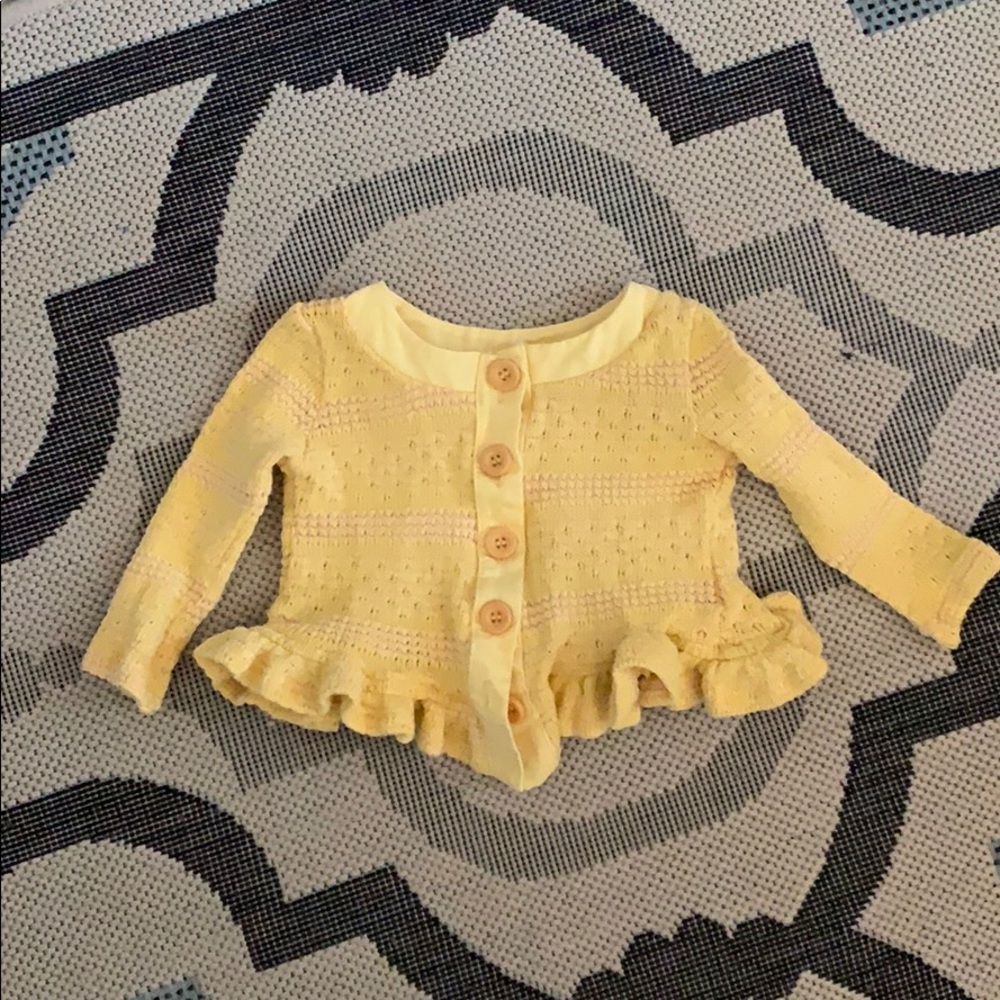 Gorgeous yellow/pink.  Matches a lot of MJ and WF